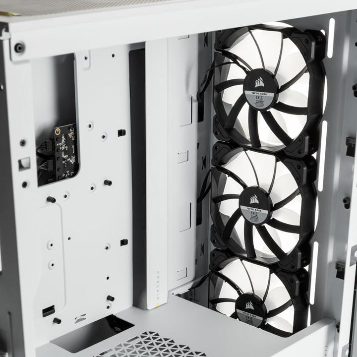Produktbild Corsair iCUE 4000X RGB Mid-Tower White-Gehäuse aus gehärtetem Glas (ATX, mATX, Mini-ITX, E-ATX)
