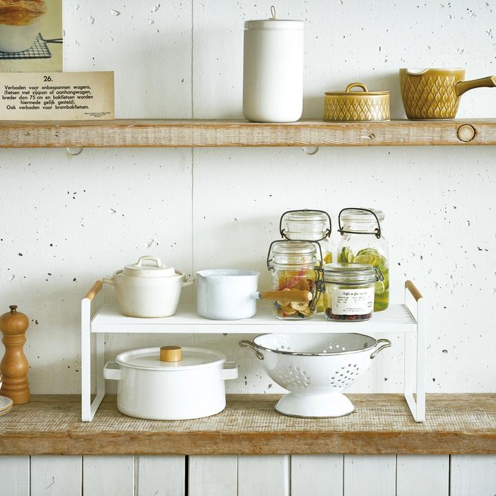 Image du produit Yamazaki Étagère de cuisine avec poignées en bois TOSCA