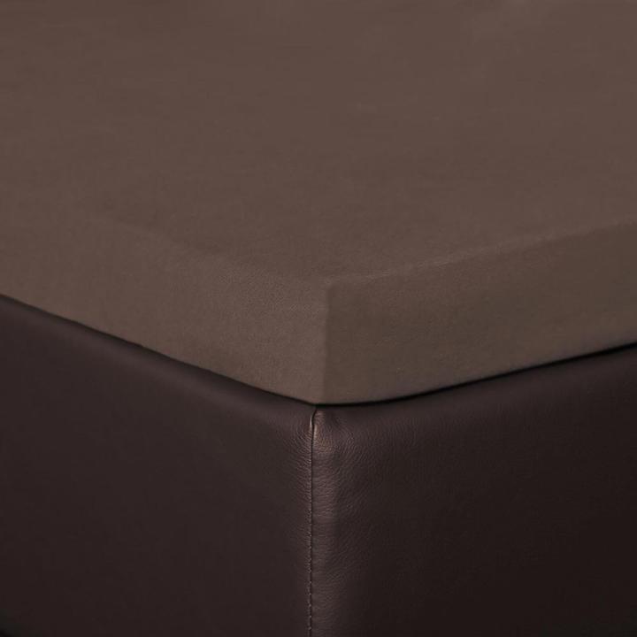 Ash brown