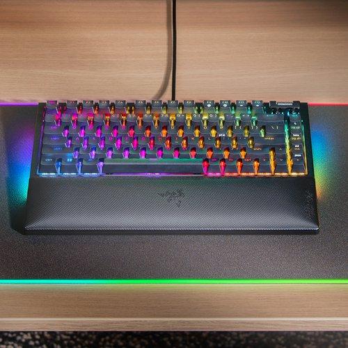 Produktbild Razer BlackWidow V4 (Eng. Int., Kabelgebunden)