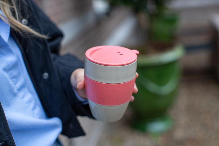 Actual product image Koziol Thermos mug with lid 400 ml (0.40 l)