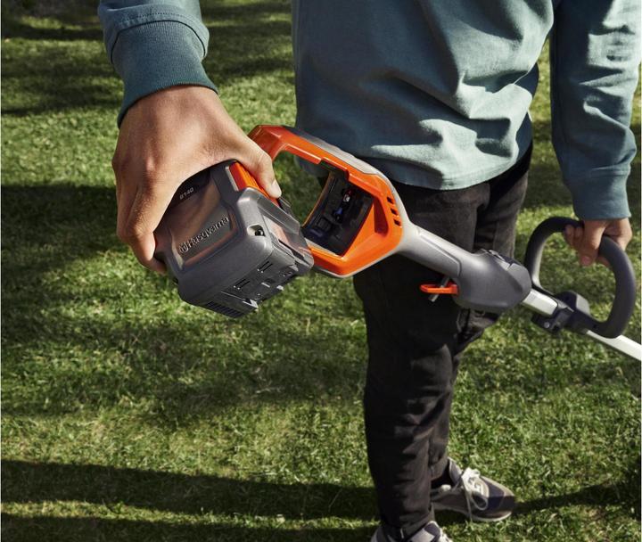 Produktbild Husqvarna 215iL (Trimmfaden)