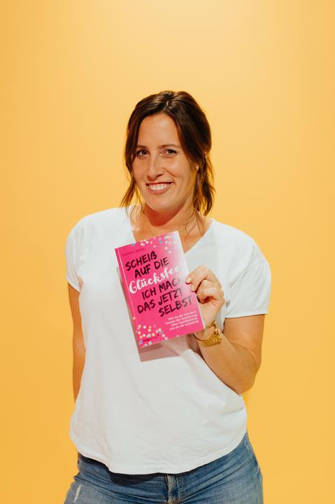 Produktbild Scheiss auf die Glücksfee! Ich mach das jetzt selbst (Deutsch, Claudia Engel, 2021)