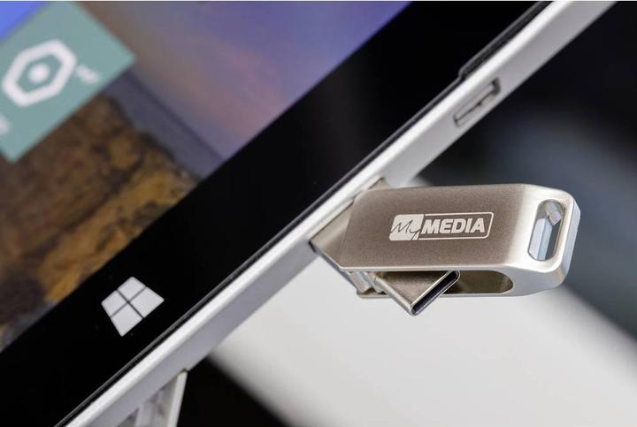 Immagine prodotto MyMedia Chiavetta USB 3.2 OTG 16GB, Tipo A-C, My Dual, argento (16 GB, USB 3.2, USB-A, USB-C)
