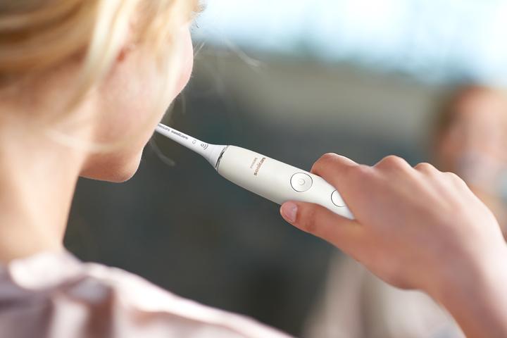 Produktbild Philips Sonicare DiamondClean 9000 (Schallzahnbürste)