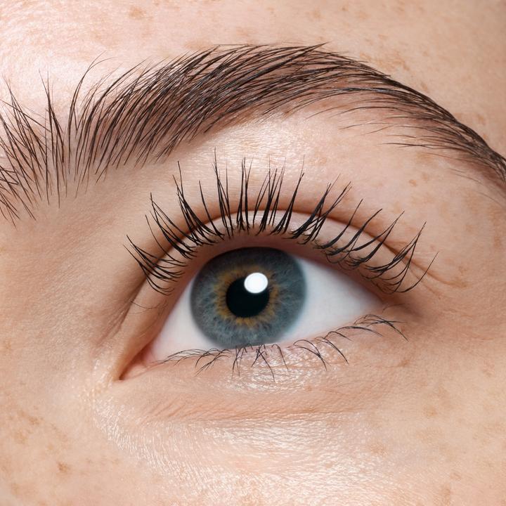 Actual product image Catrice Glam & Doll Tinted Primer Mascara Base