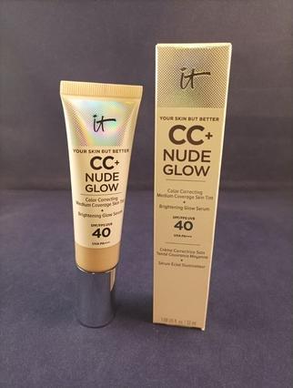 Produktbild It Cosmetics CC NUDE GLOW lightweight foundation glow serum SPF40 light 32 ml (Light)
