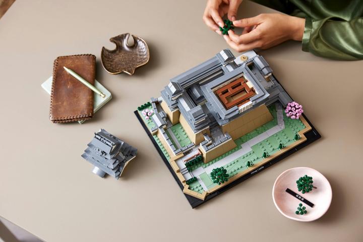 Image du produit LEGO 21060 Confidentiel (21060, LEGO Architecture)