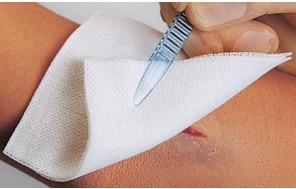 Actual product image Lohmann & Rauscher Nonwoven compresses