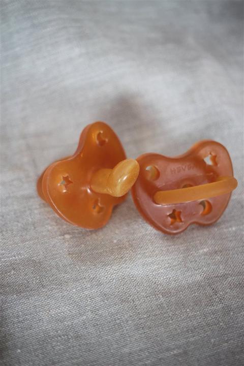 Actual product image Hevea Star and Moon (1 x, from 3 M.)