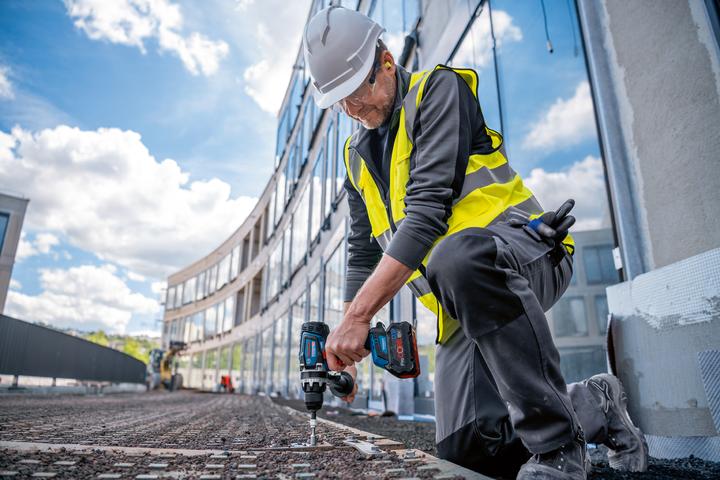Produktbild Bosch Professional GSR 18V-150 C (Akkubetrieb)