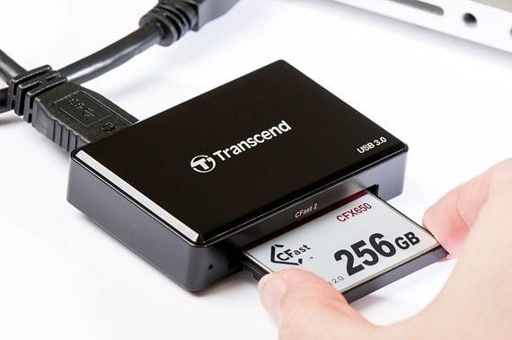 Produktbild Transcend CFast 2.0 RDF2 (USB 2.0)