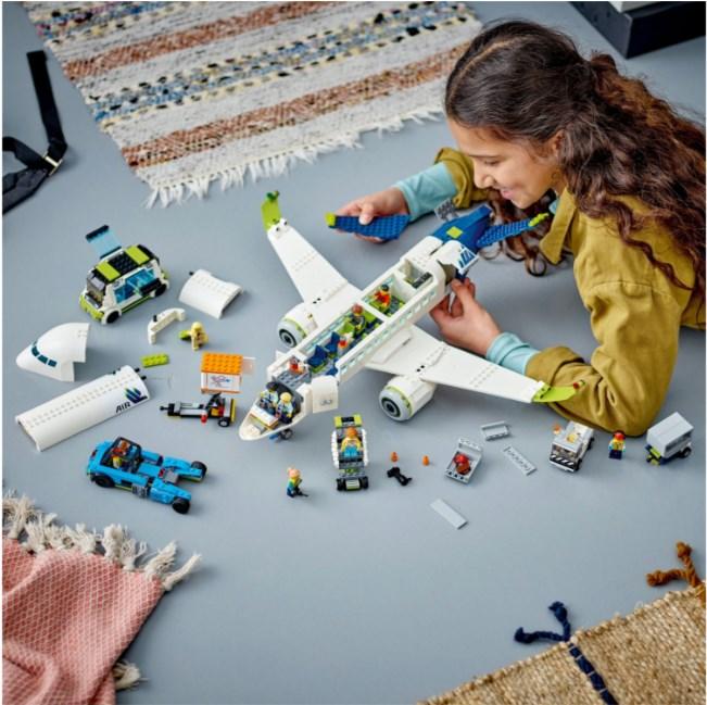 Image du produit LEGO 60367 Avion de ligne (60367, LEGO City)