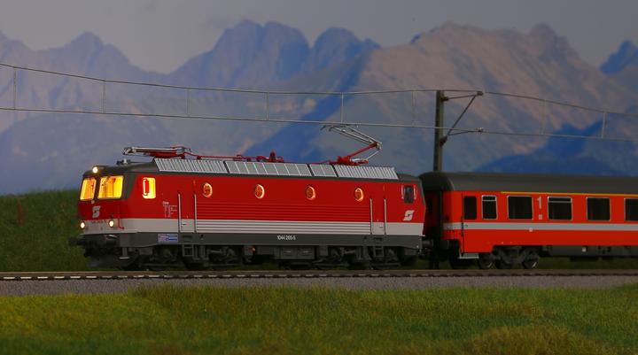 Produktbild Piko H0 51620 H0 E-Lok Rh 1044 der ÖBB (Spur H0)
