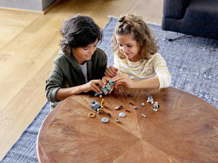 Actual product image LEGO Microfighters Escape POD vs. Dewback (75228, LEGO Star Wars)