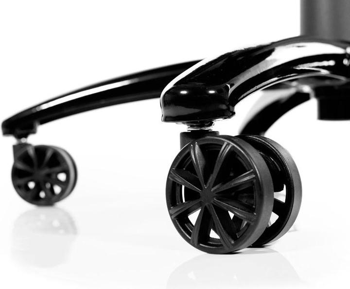 Actual product image Akracing Player