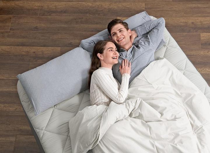 Actual product image Bestway Fortech Duvet Top Airbed Queen Built-in (152 x 203 cm)