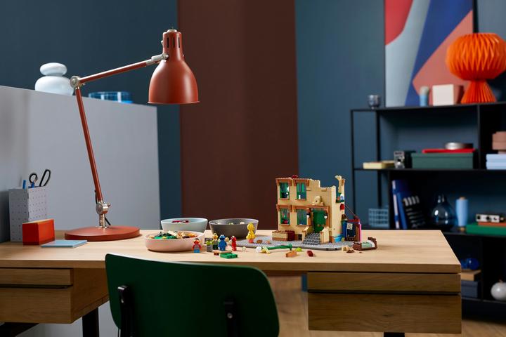 Immagine prodotto LEGO 123 Sesame Street (21324, LEGO Ideas, Set LEGO rari)