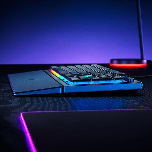 Actual product image Razer Ornata V3 (CH, Cable)