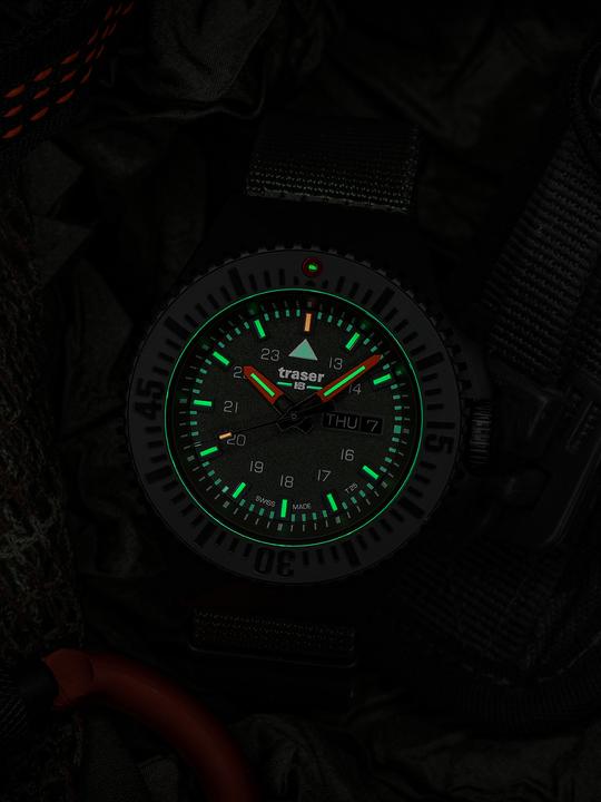 Produktbild Traser H3 109858 P69 Black Green 46mm 20ATM (46 mm)