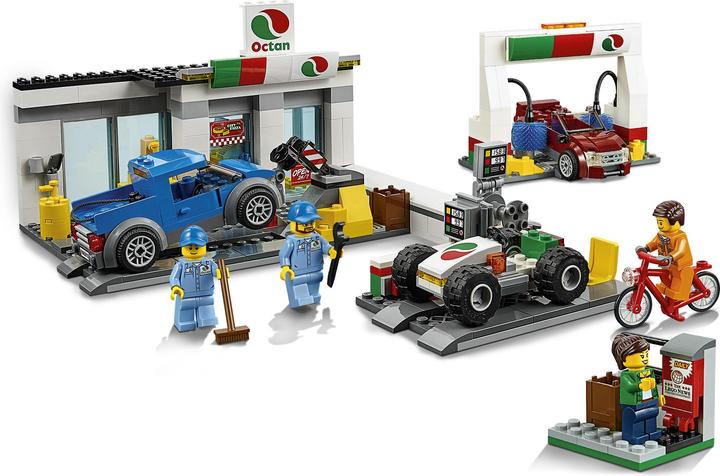 Immagine prodotto LEGO Stazione di servizio in città (60132, LEGO City)