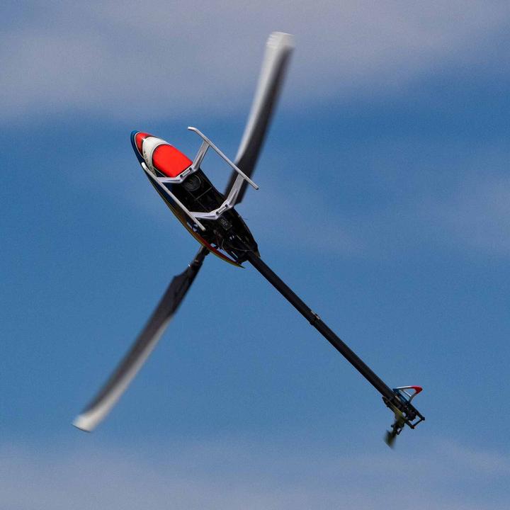 Actual product image Blade Fusion 550
