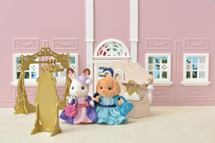 Actual product image Sylvanian Families Boutique Fashion Set