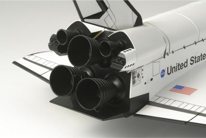 Actual product image Tamiya Space Shuttle Atlantis