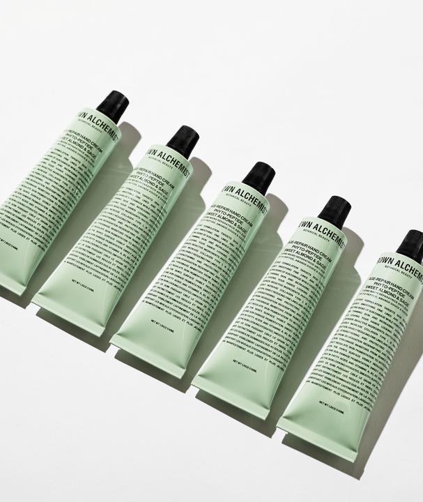 Image du produit Grown Alchemist GROWN Beauty - Crème réparatrice pour les mains : Amande douce & Sage (40 ml)