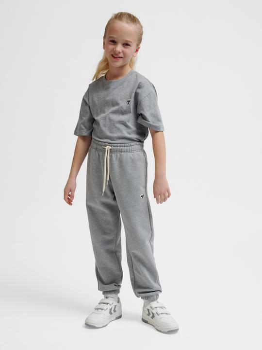Actual product image hummel Hmljr Loose Sweatpants Bee (164)
