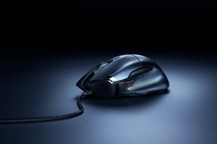 Produktbild Razer Basilisk Essential (Kabelgebunden)