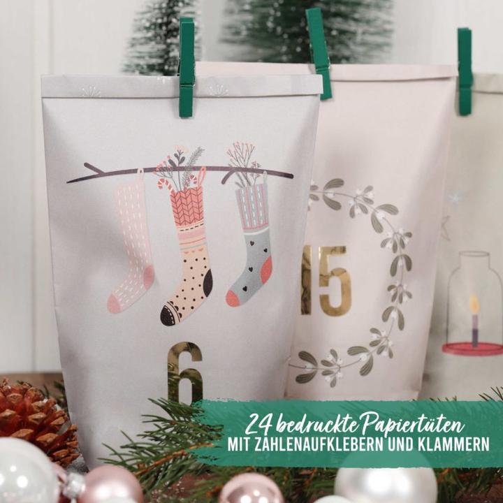 Produktbild G. Wurm Tüten mit Klammern Weihnachtsmotiv
