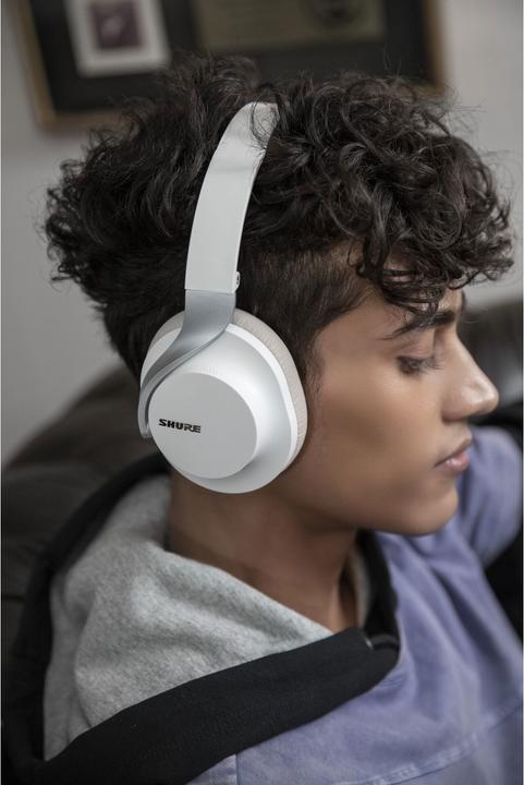 Actual product image Shure Aonic 40 (ANC, 25 h, Wireless, Cable)