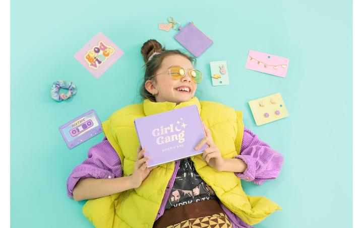 Produktbild Partydeco Schmuck Girl Gang Goodie Box 19 x 15 x 4 cm, 9-teilig