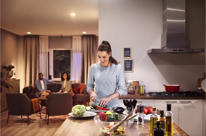Immagine prodotto Philips Hue White & Color Ambiance BT (E27, 11 W, 1100 lm, 1 x, F)