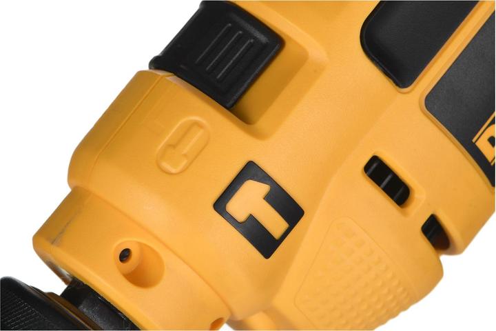 Actual product image DeWalt Dwd024 (Electrical connection)