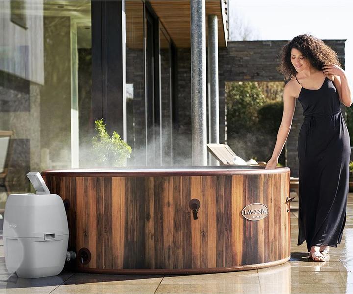 Actual product image Bestway Lay-Z-Spa Helsinki 180x66cm Airjet (7 pers.)