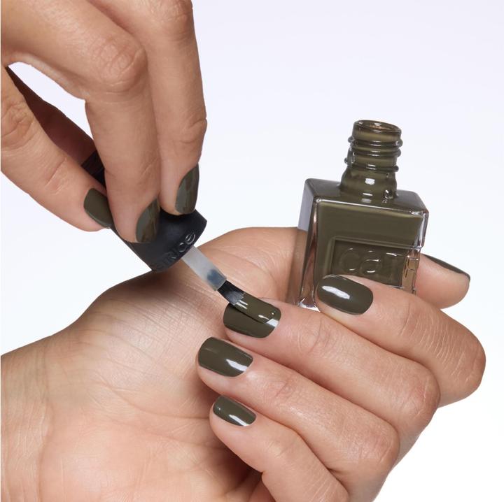 Produktbild Catrice Gel Affair Nail Lacquer No. 034 Green Long-Lasting (034 Super Trouper, Gel-Effekt Nagellack)