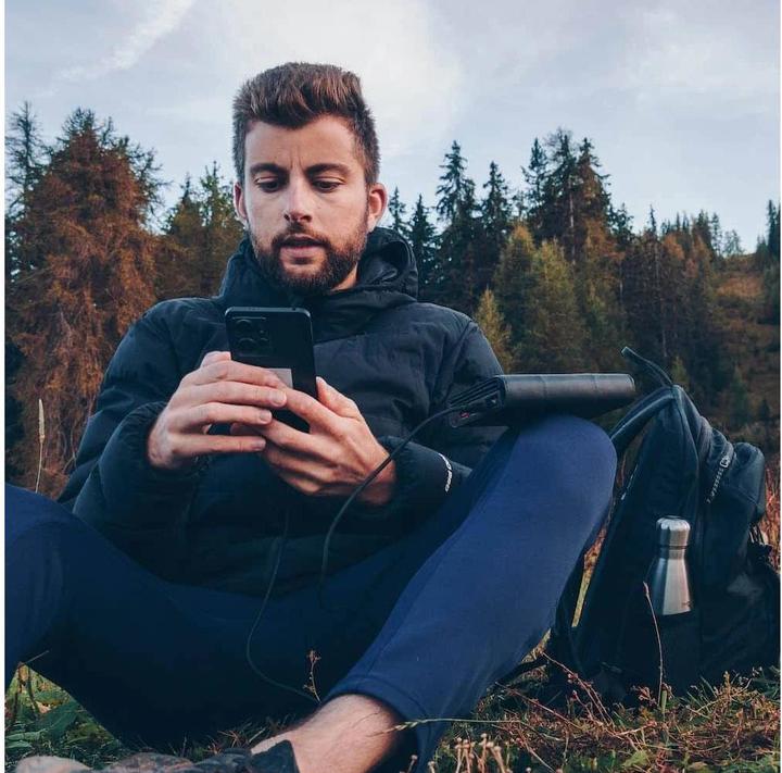Produktbild Sunslice Tragbare Solar-Batterie 8W "Electron" (10000 mAh, 8 W, 20 Wh)