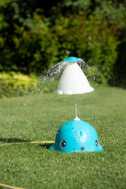 Actual product image Splash & Fun Water sprinkler whale