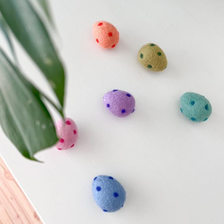 Actual product image LucyBalu RAINBOW EGGS Katzenbälle (Catmint toy)