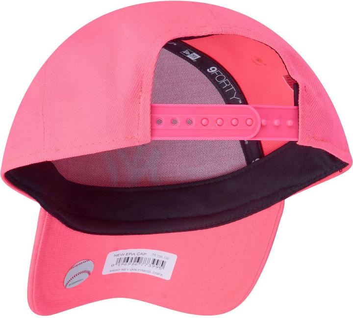 Produktbild New Era 9Forty Snapback Trucker Cap - New York Yankees pink