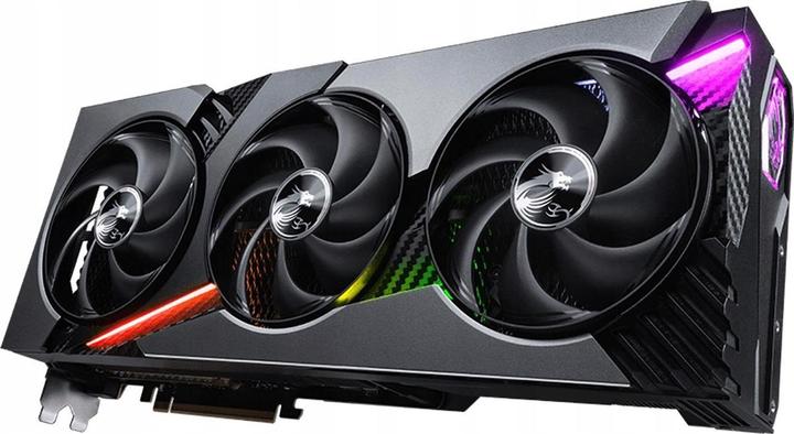 Actual product image MSI GeForce RTX 5090 32G VANGUARD SOC