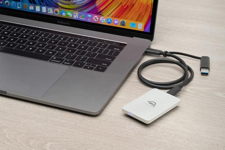 Actual product image OWC SSD 2TB Envoy Pro Elektron USB-C - Solid State Disk - 2,000 GB (2000 GB)