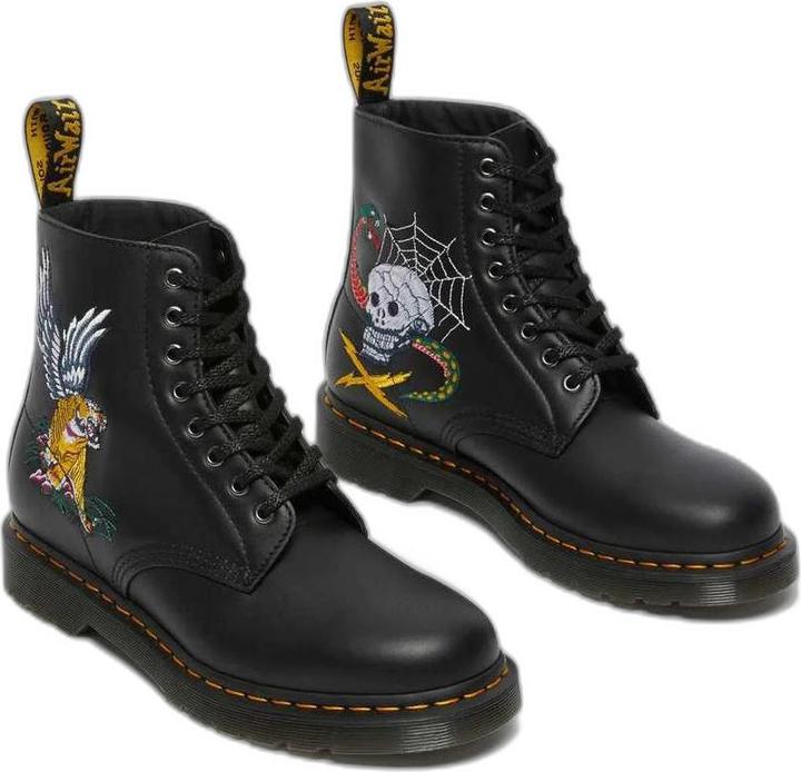 Produktbild Dr. Martens stiefeletten 1460 souvenir embroidered (36)