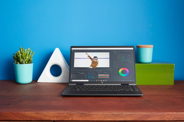 Produktbild HP ENVY x360 13-ay1052ng (13.30", AMD Ryzen 5 5600U, 8 GB, 256 GB, DE)