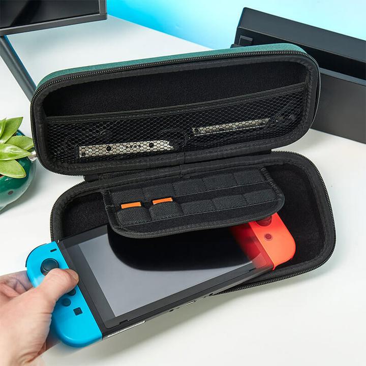 Produktbild Numskull Housse de transport Top Gun pour Nintendo Switch (Switch)