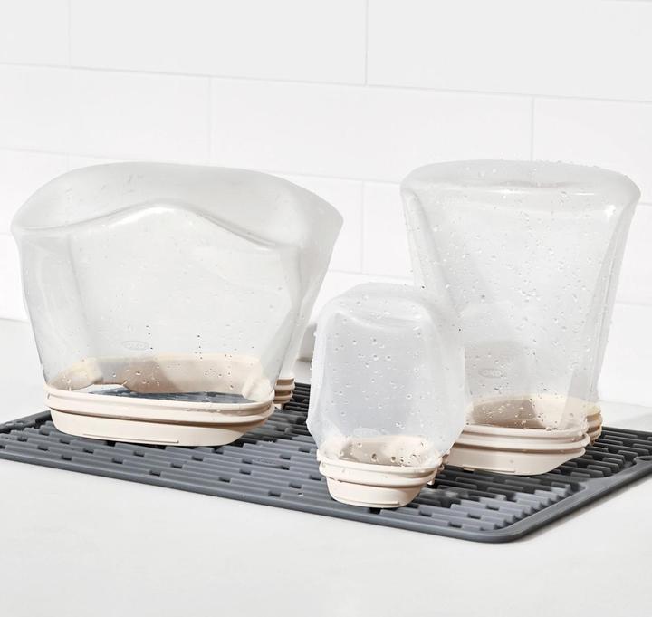 Productafbeelding OXO Good Grips herbruikbare siliconen tassen (1 x)
