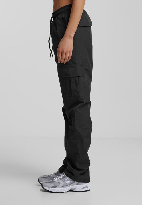 Actual product image Urban Classics Ladies Nylon Cargo Pants (3XL)