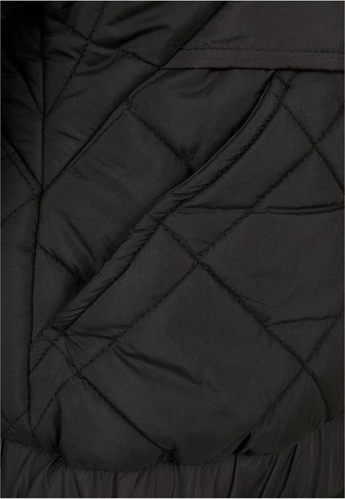 Actual product image Urban Classics Ladies Oversized Diamond Quilted Pull Over Jacket (4XL)